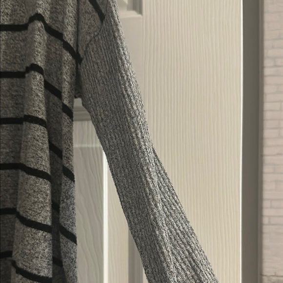 Striped Gray Hooded Sweater - Picture 4 of 4